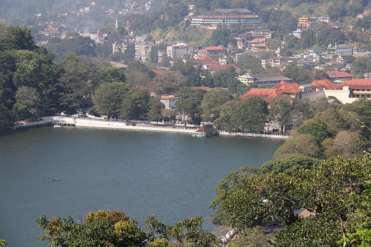 Camarin Residence Kandy Esterno foto